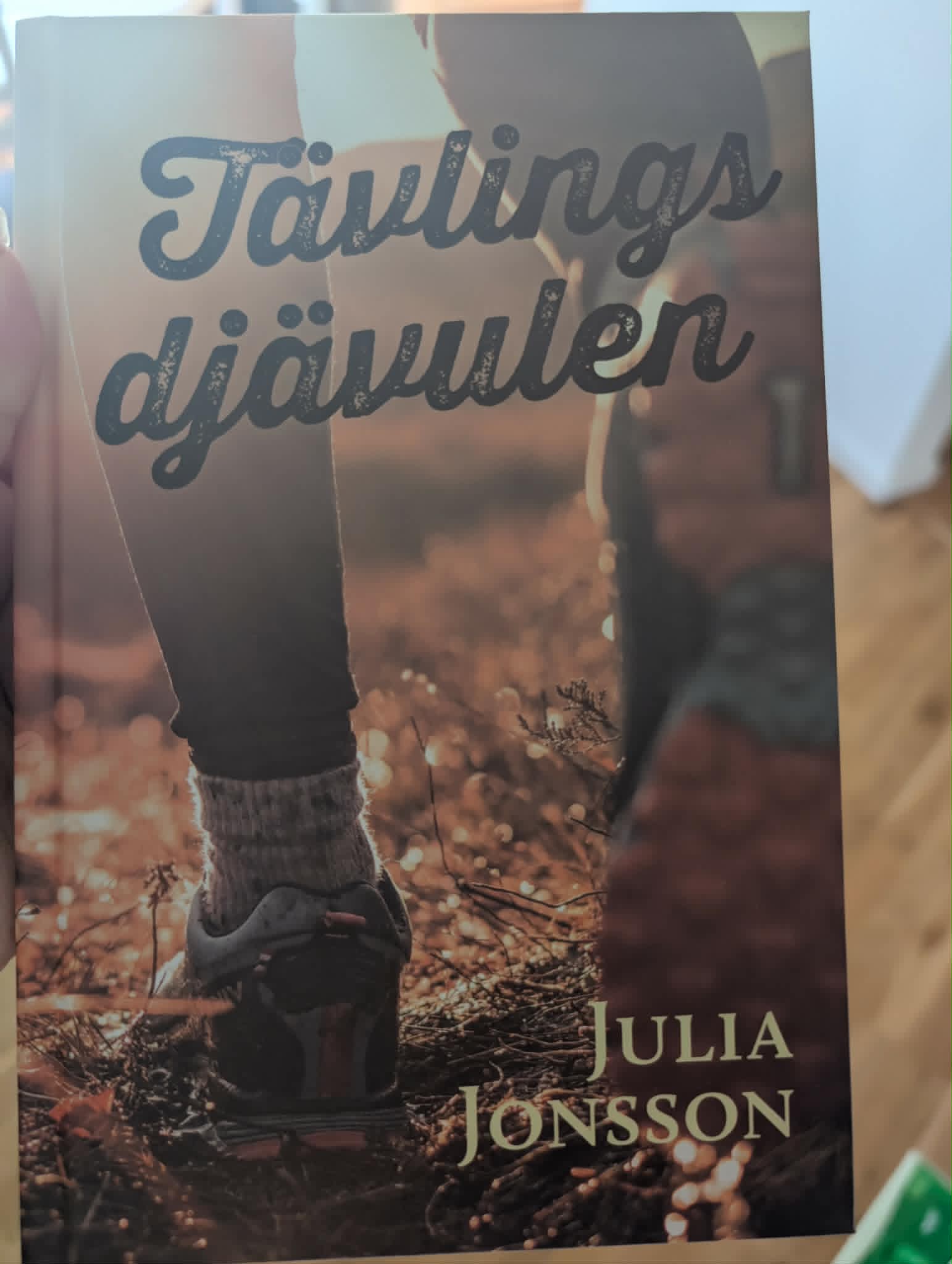 Tävlingsdjävulen av Julia Jonsson